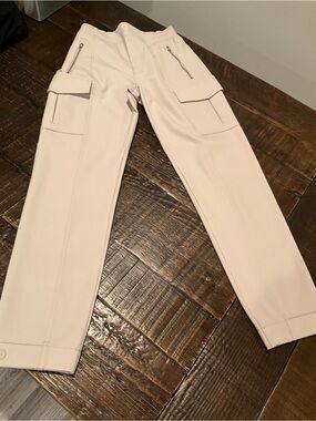 Athleta Endless High Rise Cargo Pant - Sz 0